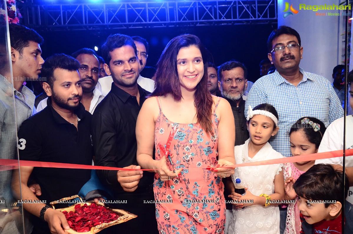 Dreamline Furniture & Furnishings Launch at Banjara Hills