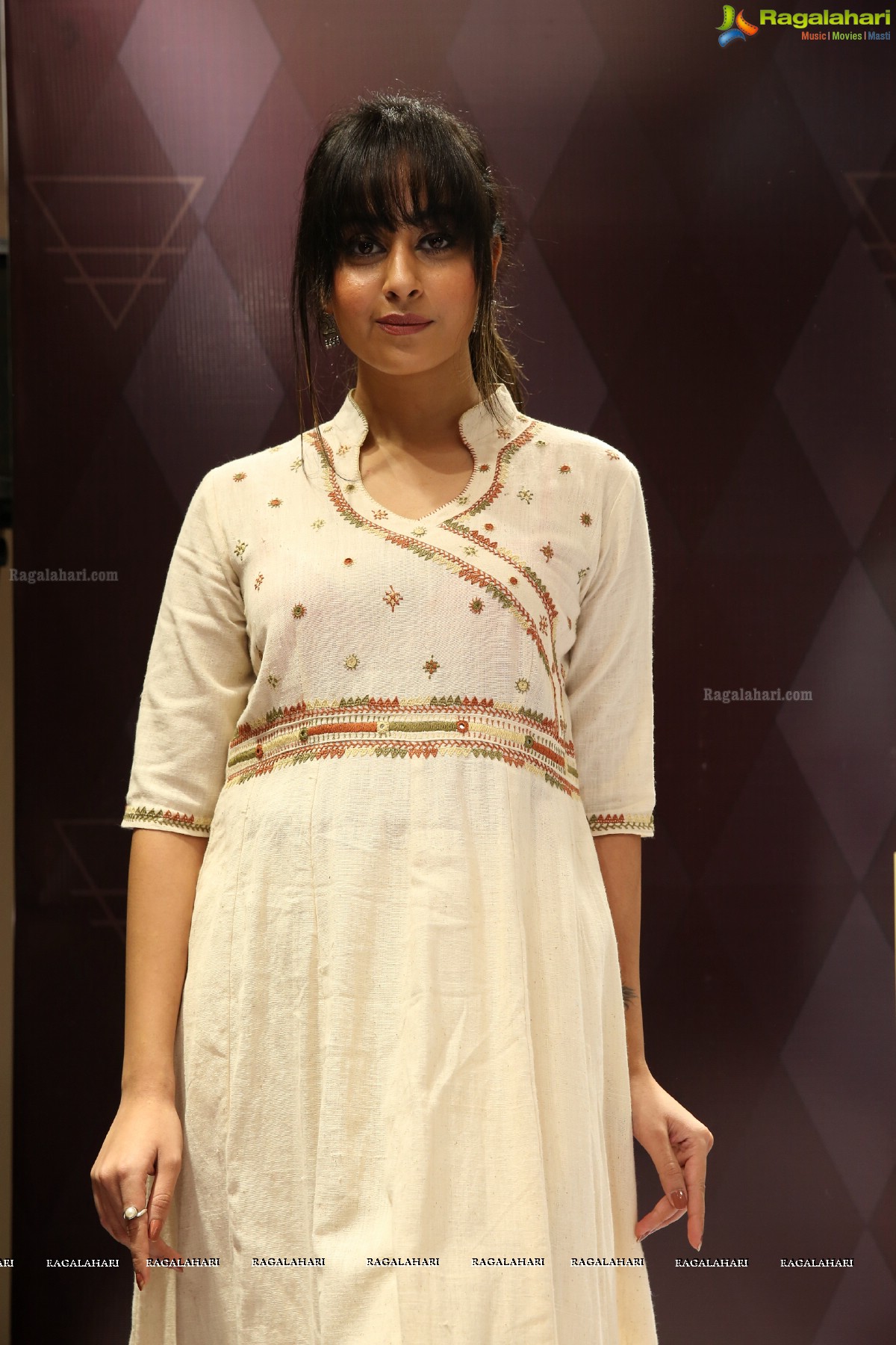 Earthica - Indian Handloom Collection Launch