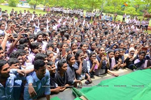 Evaru Team at Sri Chaitanya Junior College, Vizag