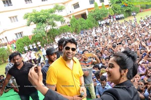 Evaru Team at Sri Chaitanya Junior College, Vizag