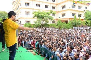 Evaru Team at Sri Chaitanya Junior College, Vizag