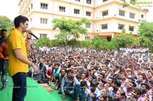 Evaru Team at Sri Chaitanya Junior College, Vizag