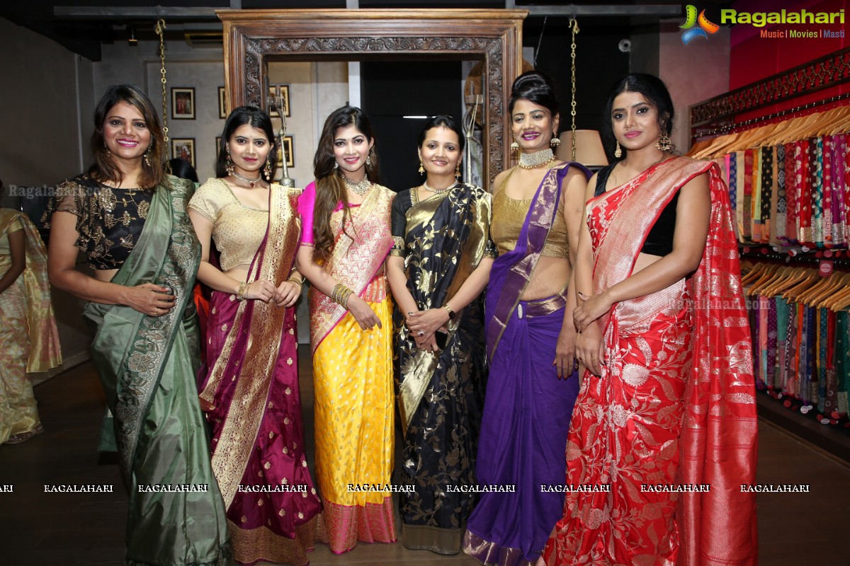 Rajyalakshmi Gubba Unveiled New Collection ‘Forgotten Weaves of Banars’