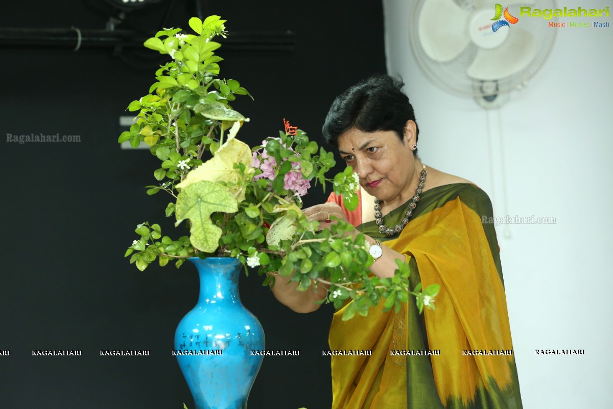 Ikebana Demonstration by Hyderabad Chapter of Ohara School of Ikebana