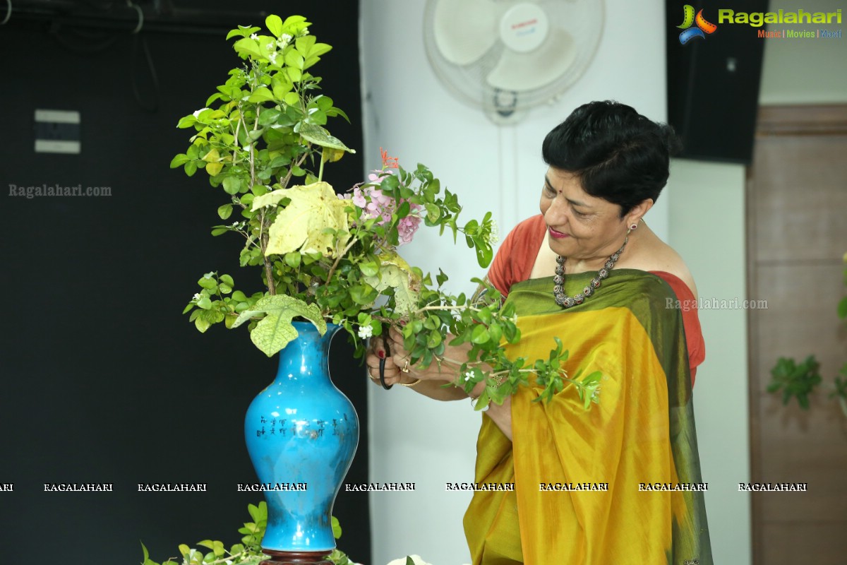 Ikebana Demonstration by Hyderabad Chapter of Ohara School of Ikebana