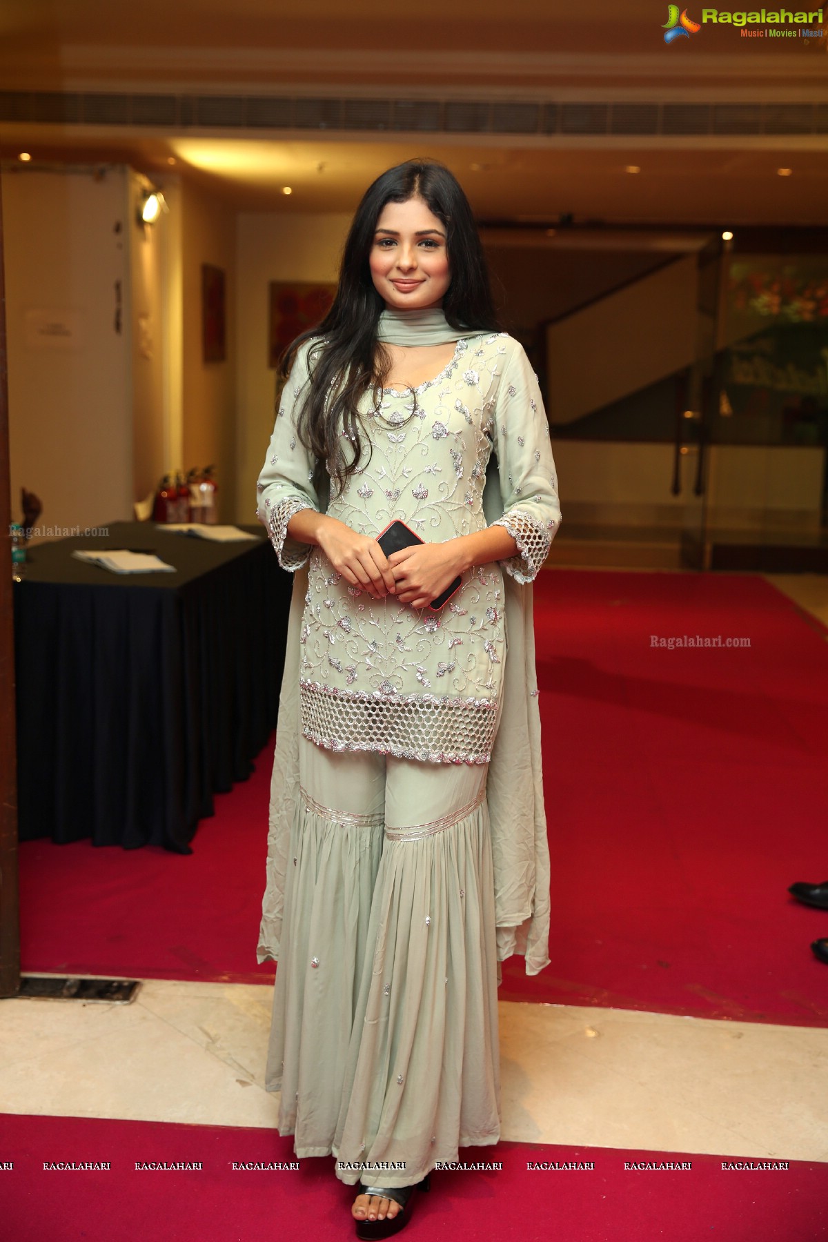 Jhalak Lifestyle & Fashion Exhibition Sizzles in Hyderabad at Taj Krishna 