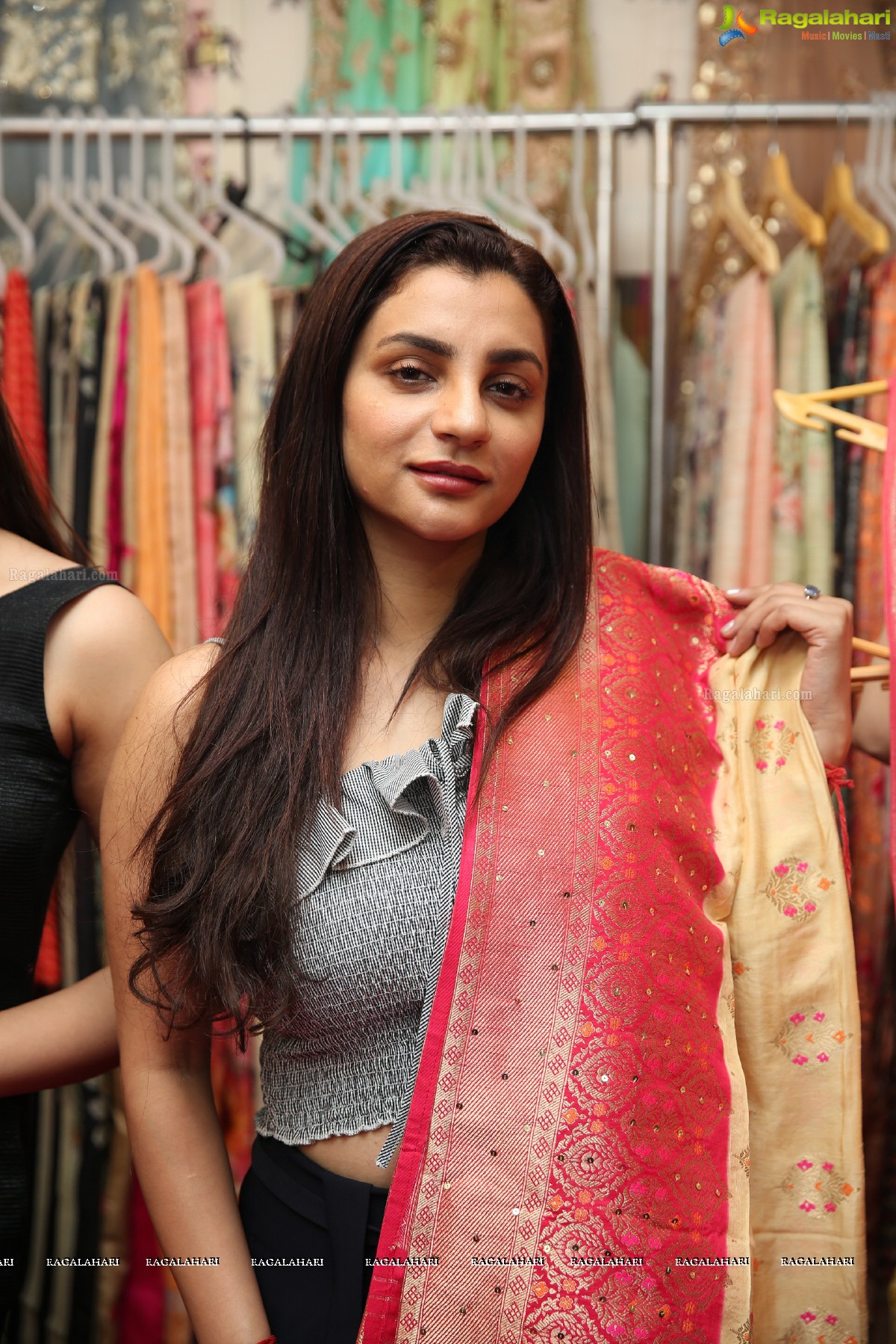 Jhalak Lifestyle & Fashion Exhibition Sizzles in Hyderabad at Taj Krishna 