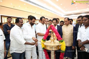 Joyalukkas Opens its New Showroom