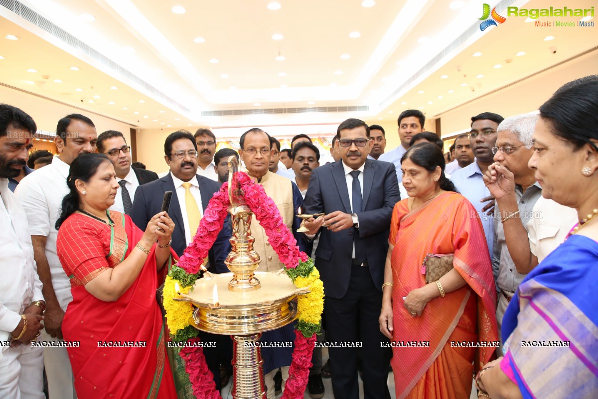 Joyalukkas Opens its 5th Showroom in Hyderabad at Dilshuknagar