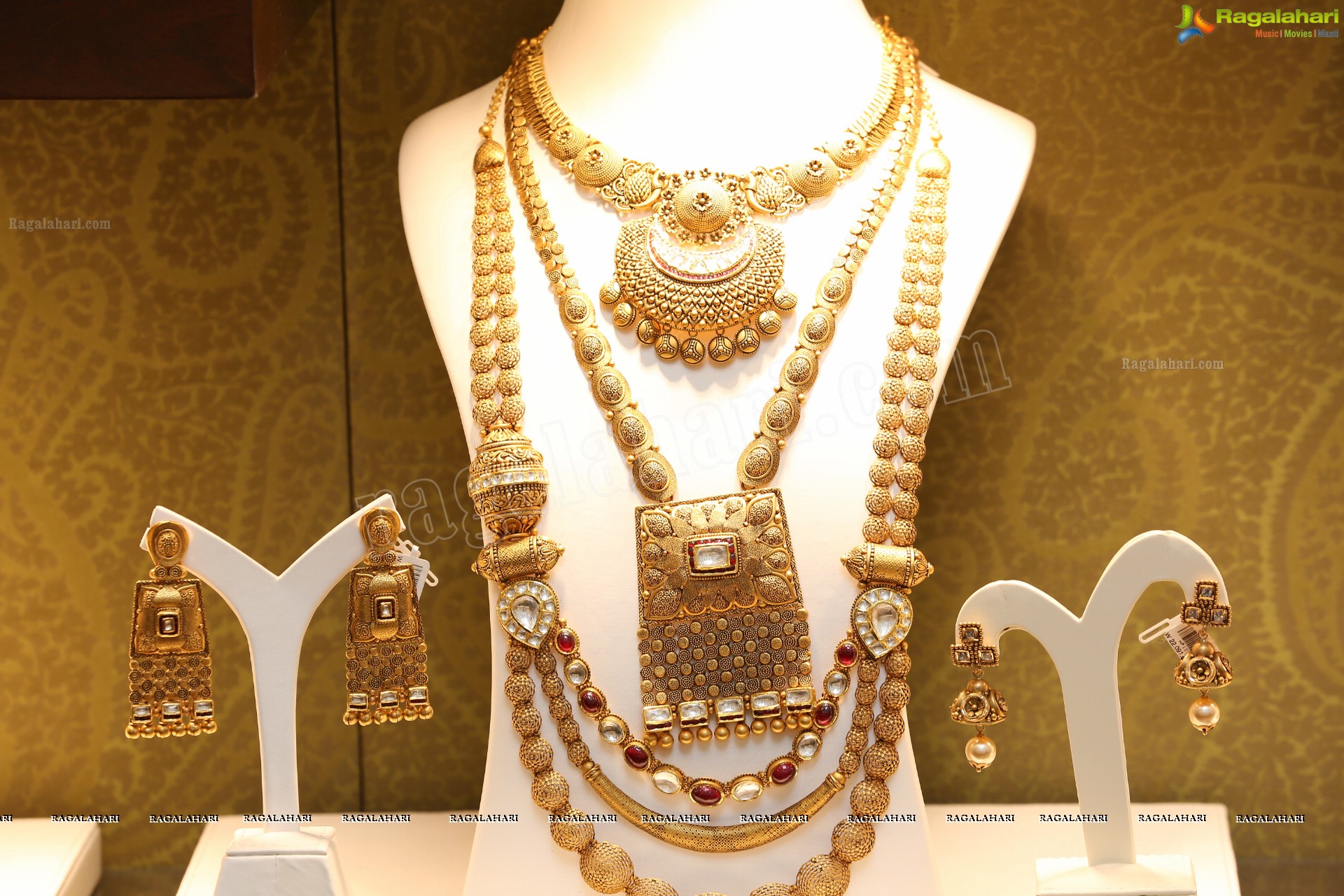 Joyalukkas New Collection Showcase at Dilsikhnagar Showroom
