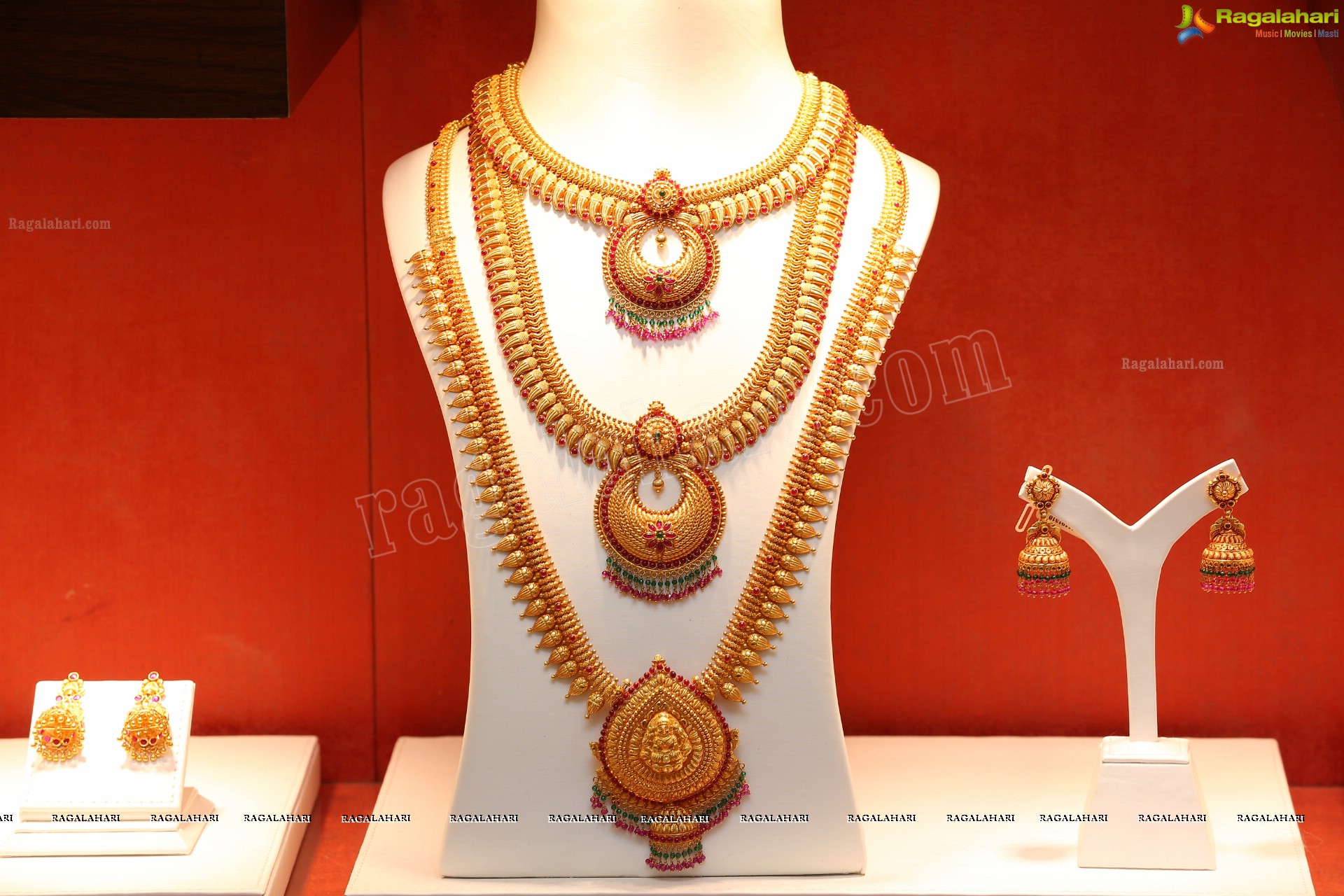 Joyalukkas New Collection Showcase at Dilsikhnagar Showroom