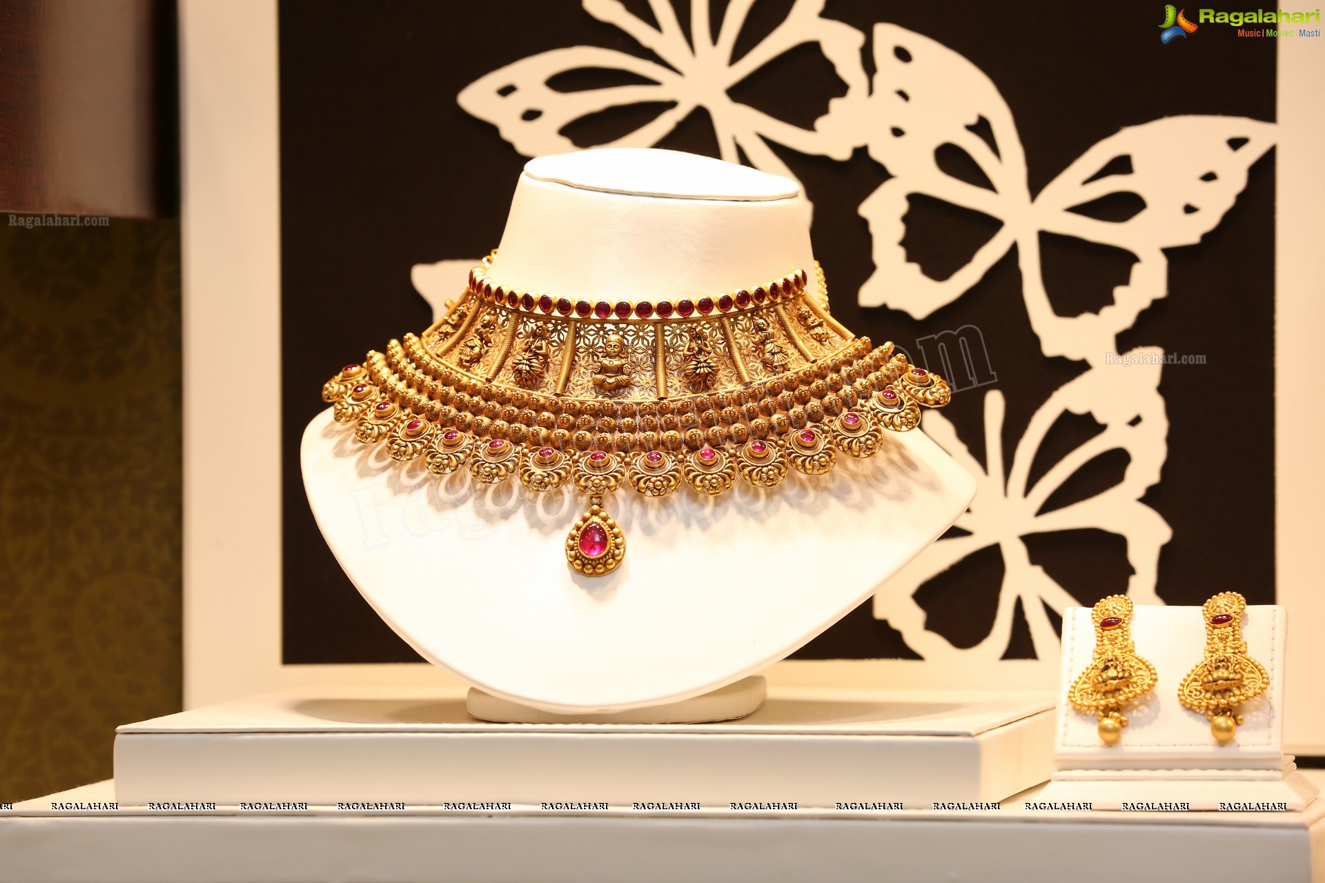 Joyalukkas New Collection Showcase at Dilsikhnagar Showroom