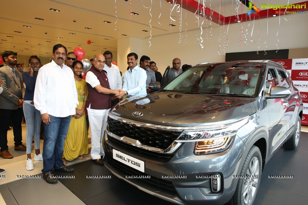 KIA Unveils KIA Seltos at Vihaan Auto, Kukatpally