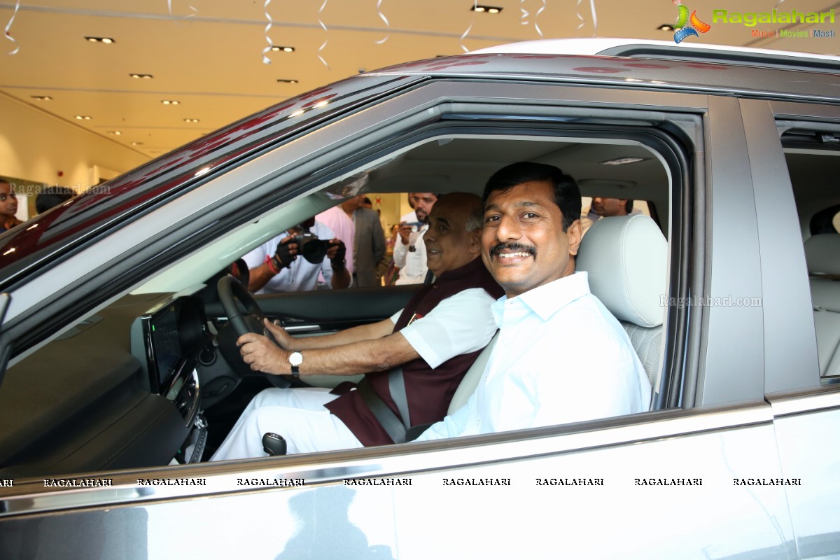 KIA Unveils KIA Seltos at Vihaan Auto, Kukatpally