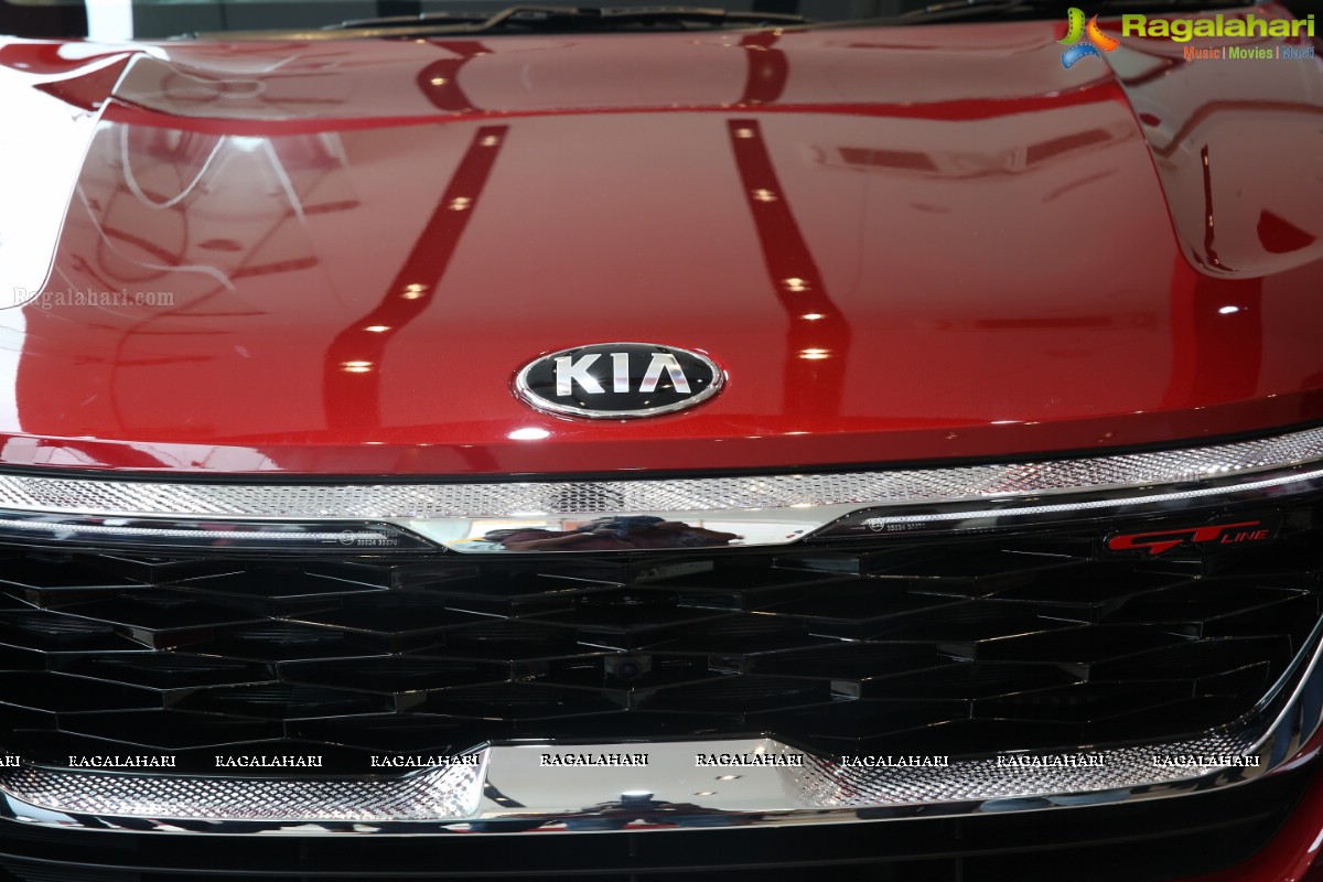 Kia Seltos Unveiled at Automotive Kia, Hyderabad