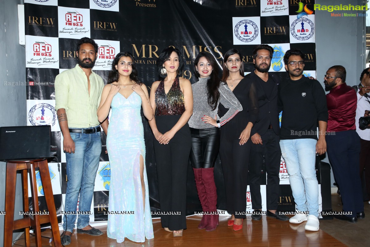 Mr & Miss India International Runway Model Auditions at IRFW Modeling