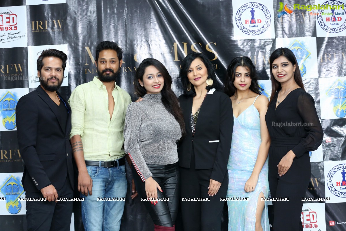 Mr & Miss India International Runway Model Auditions at IRFW Modeling