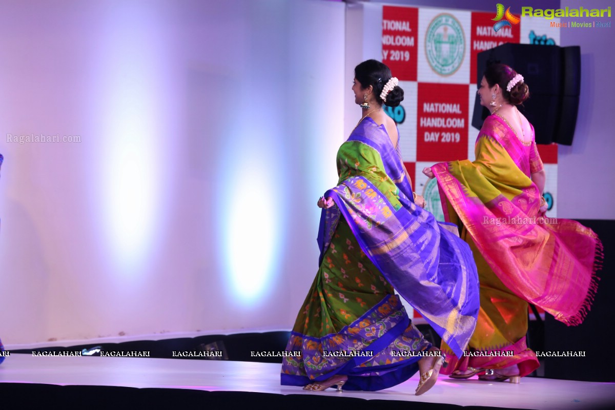 National Handloom Day 2019 By Govt. of Telangana at the State Gallery of Art