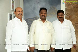 Niroop Reddy-Rupana Hosts Lunch at Their New Home