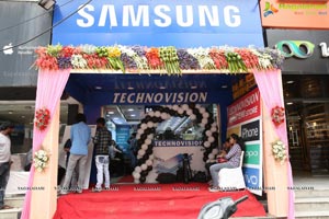 Samsung Galaxy Note 10 Launch by Hebah Patel