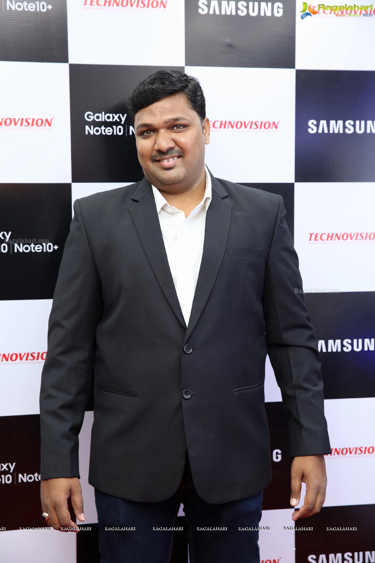 Samsung Galaxy Note 10 Launch at Technovision Mobile Store by Hebah Patel