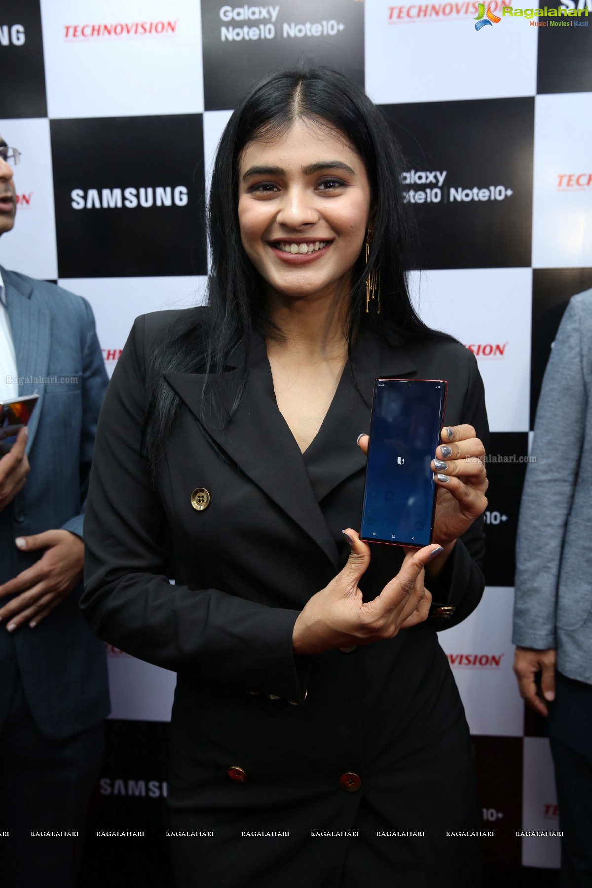 Samsung Galaxy Note 10 Launch at Technovision Mobile Store by Hebah Patel