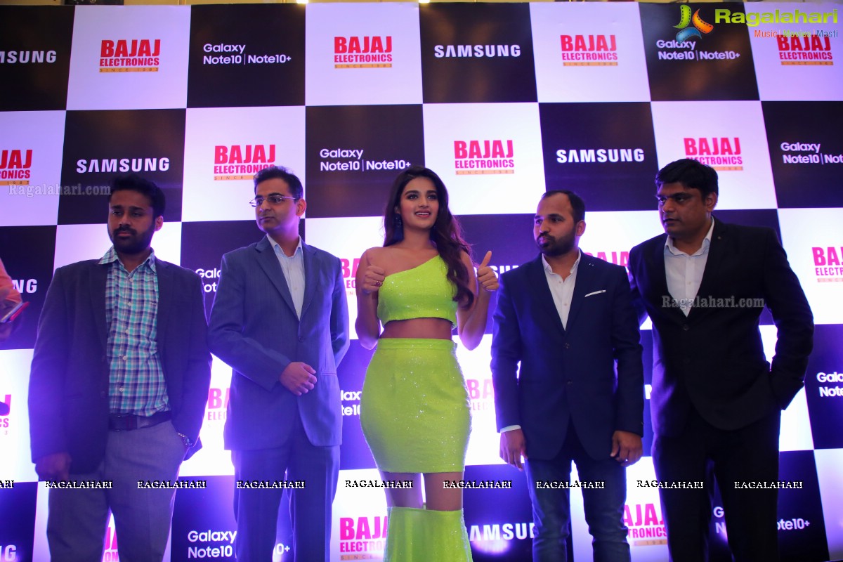 Samsung Galaxy Note 10, Note 10+ Launch at Bajaj Electronics by Nidhhi Agerwal