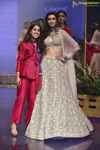 Showstoppers From the Lakme Fashion Week 2019