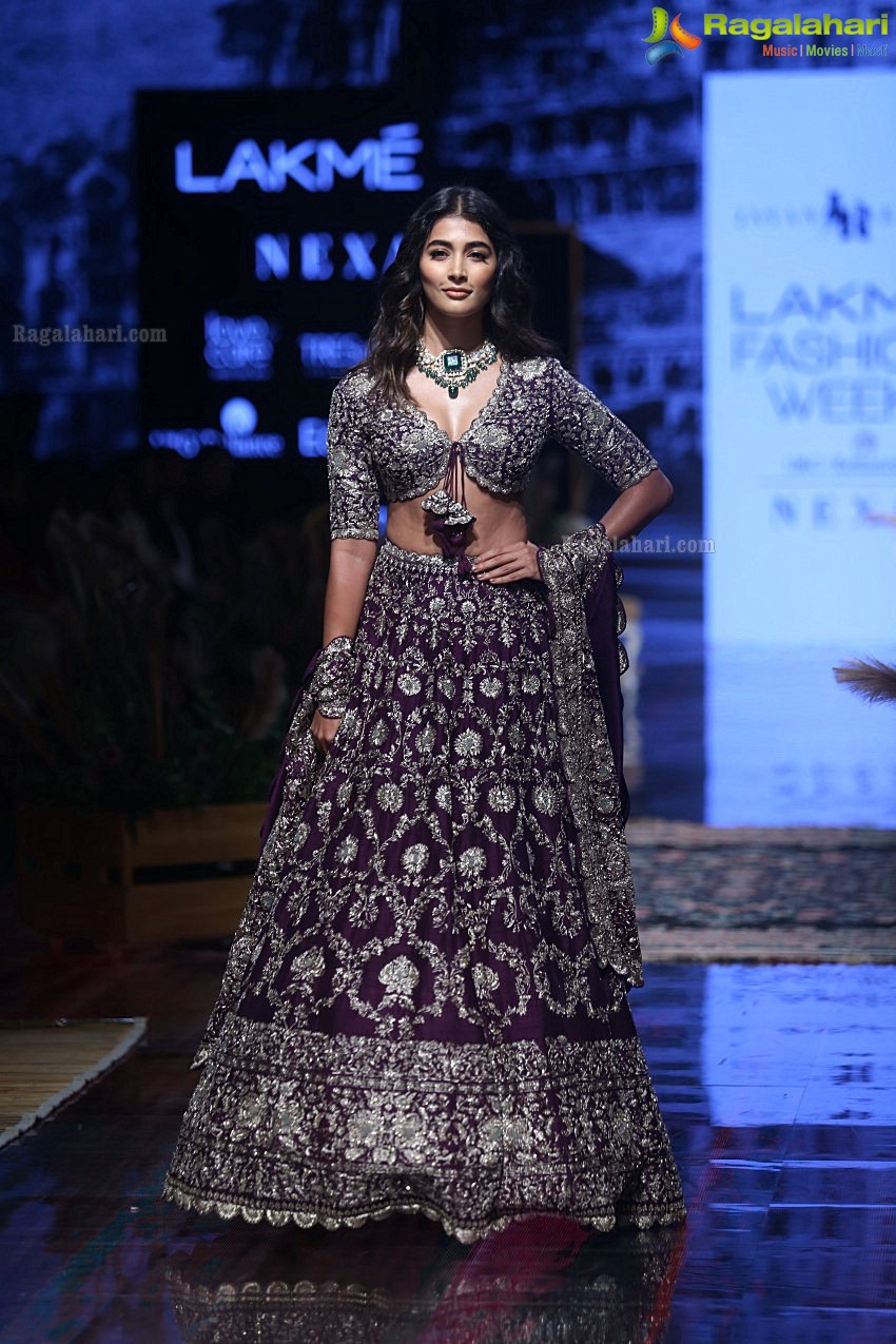 Showstoppers From the Lakme Fashion Week 2019