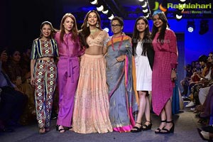 Showstoppers From the Lakme Fashion Week 2019