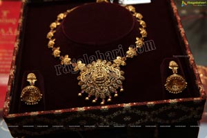 Tanishq Jewellery Showcases Exclusive Collection