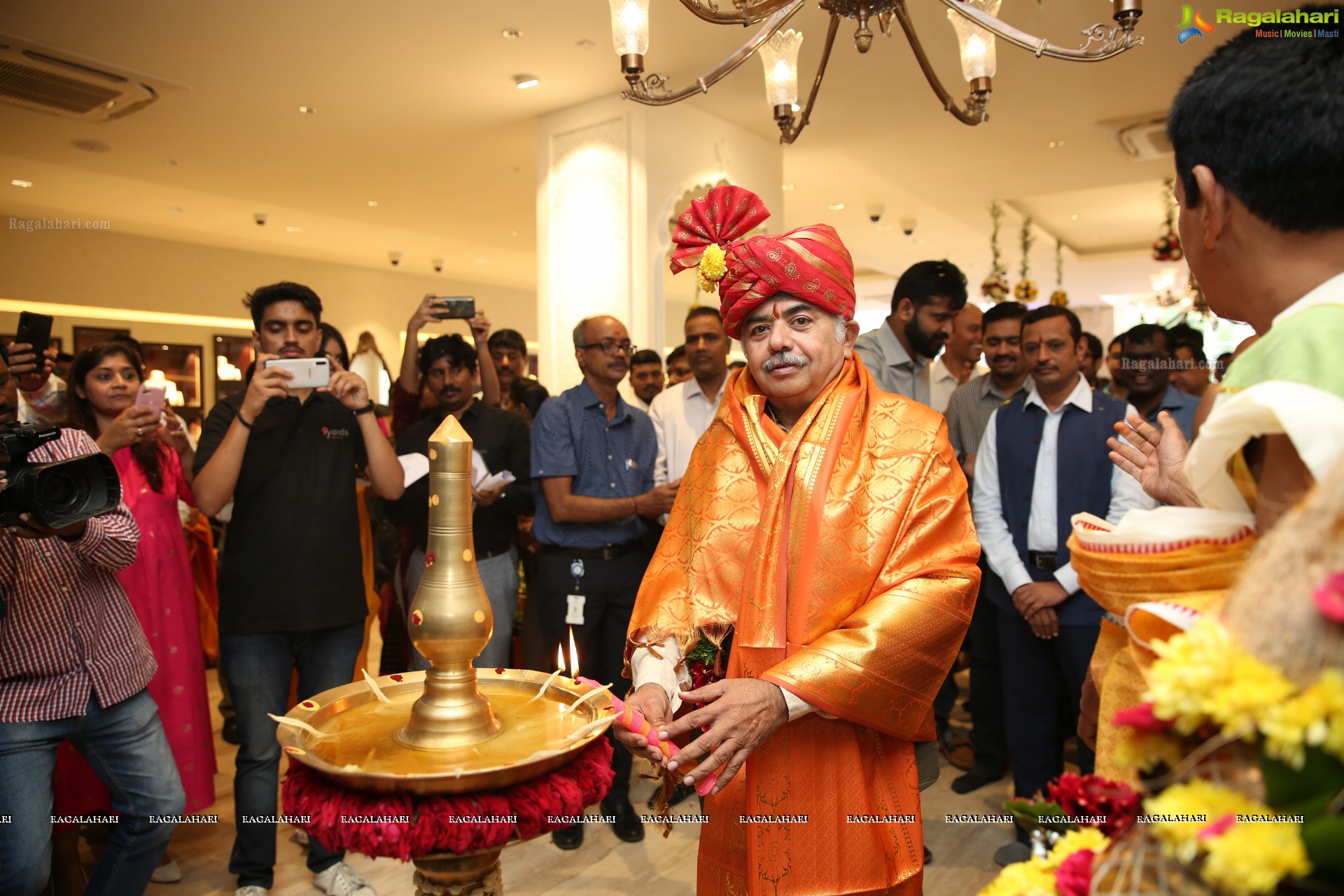 Tanishq Jewellery Launches Their New Store at Begumpet