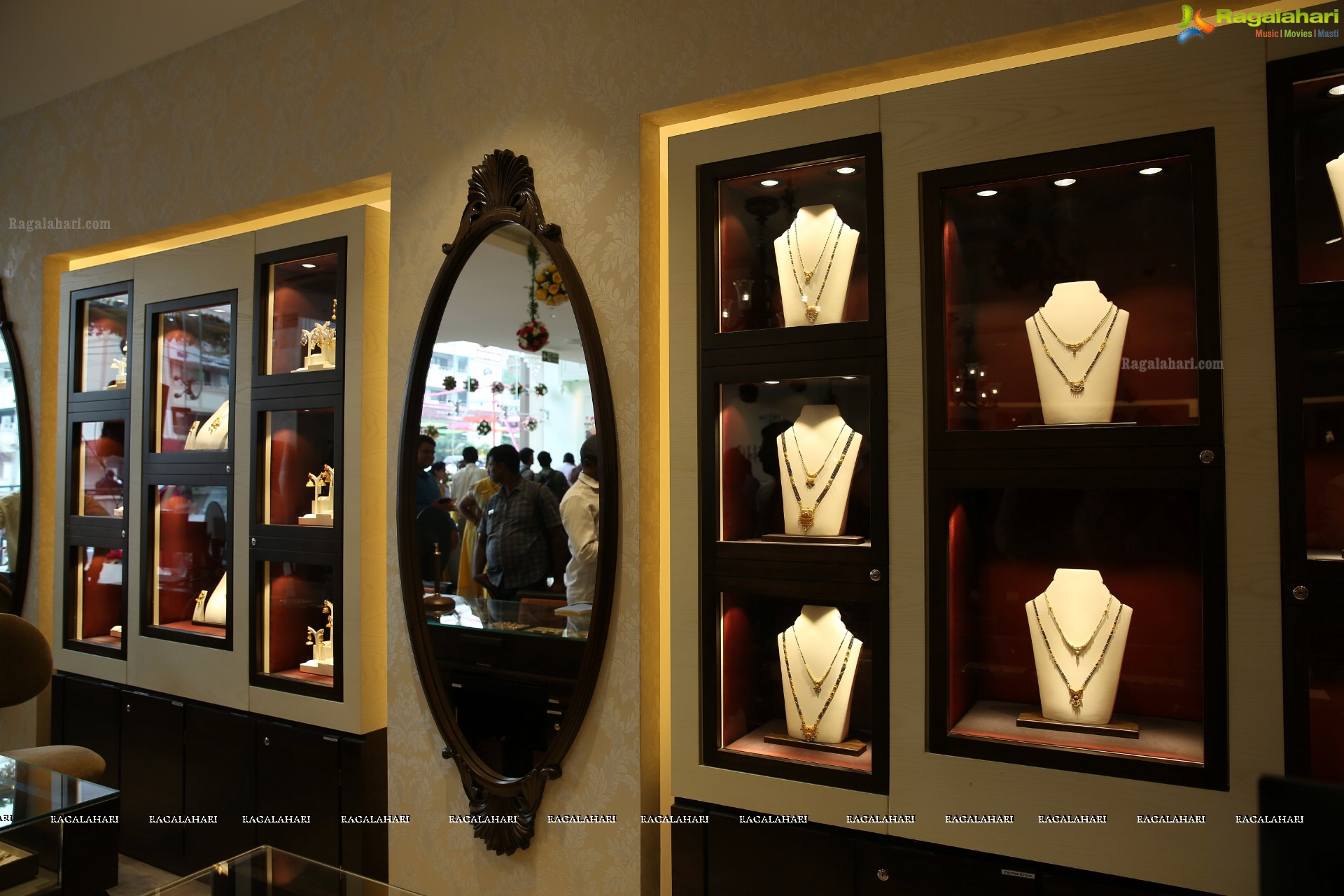 Tanishq Jewellery Launches Their New Store at Begumpet