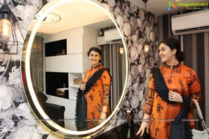 Tanya Bansal - Make Up Studio & Nail Design Opening