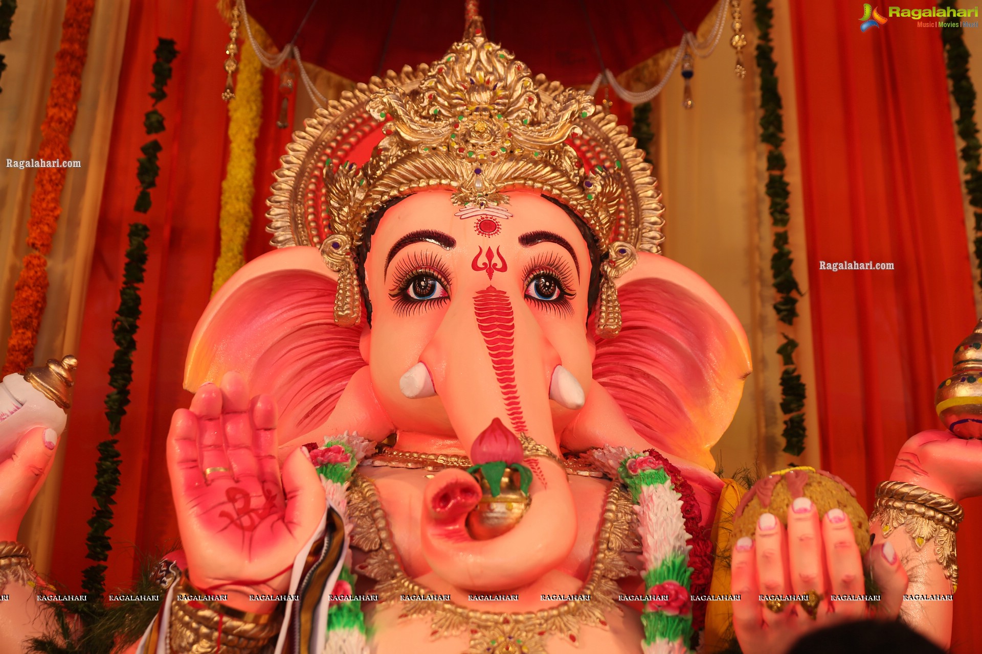 Khairatabad Ganesh 2020 in Dhanvantari Avatar