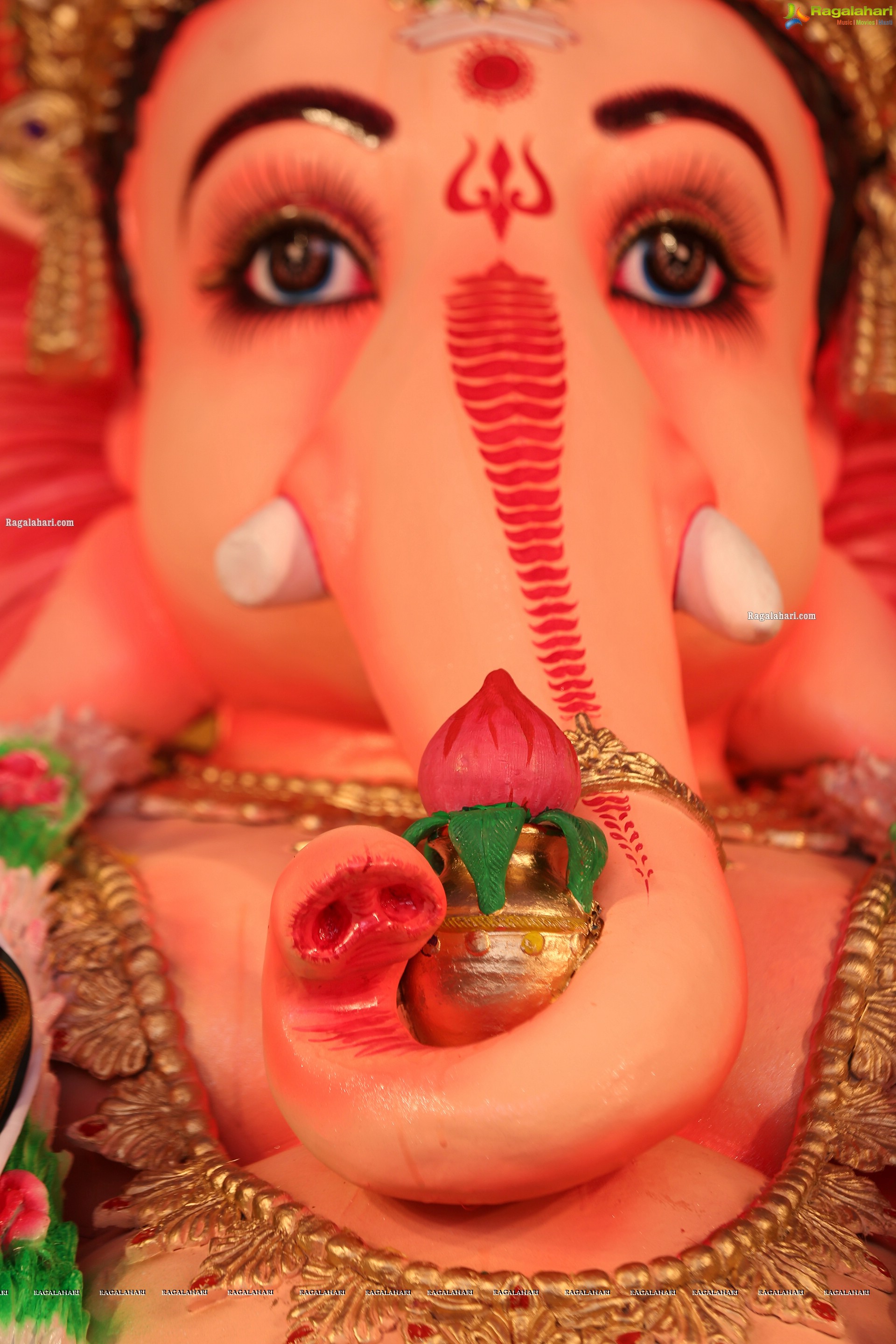 Khairatabad Ganesh 2020 in Dhanvantari Avatar