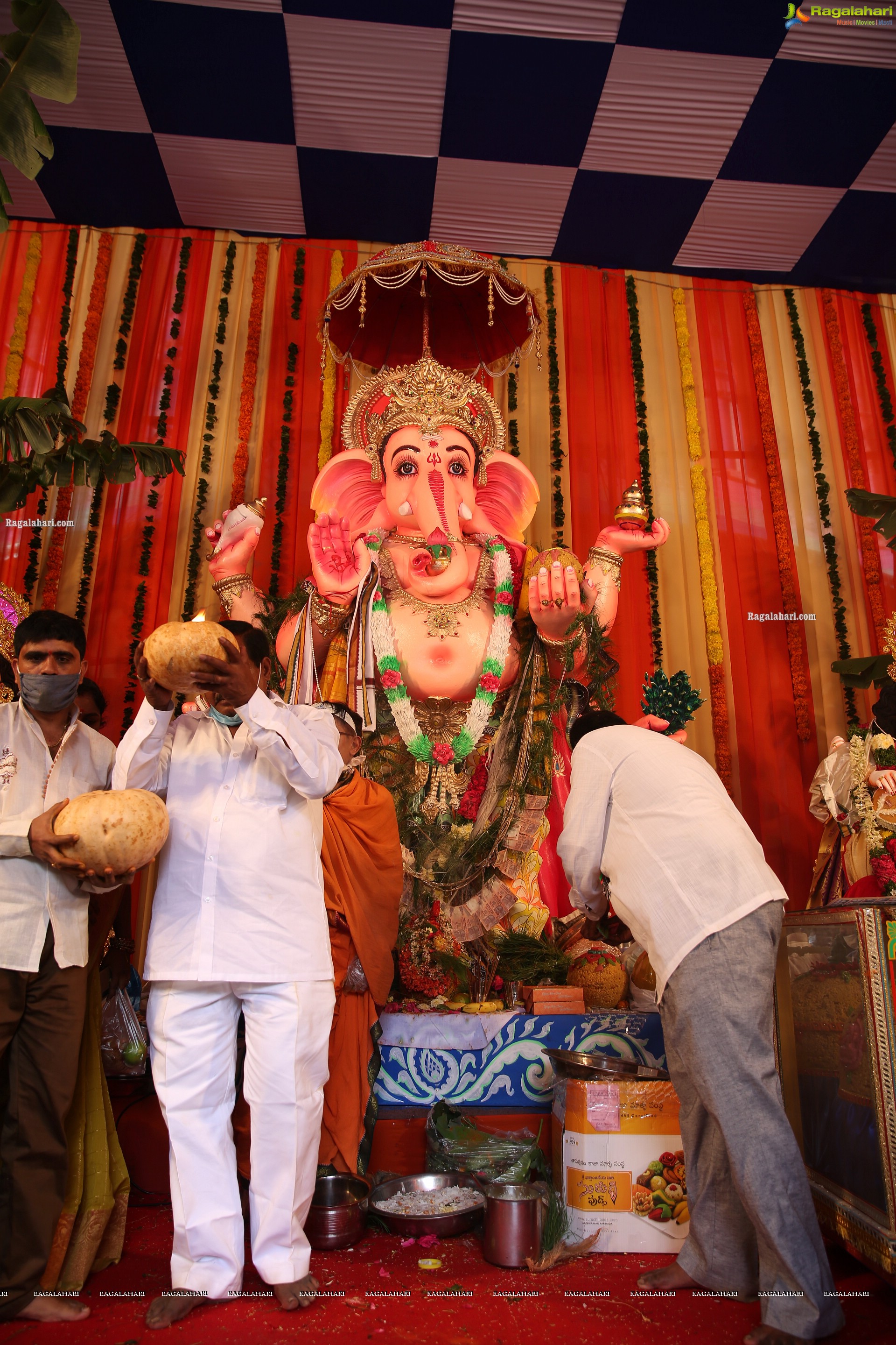 Khairatabad Ganesh 2020 in Dhanvantari Avatar