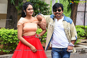 Sampoornesh Babu's Bazaar Rowdy Trailer Launch Event