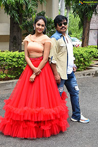 Sampoornesh Babu's Bazaar Rowdy Trailer Launch Event