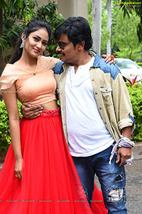 Sampoornesh Babu's Bazaar Rowdy Trailer Launch Event