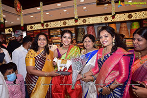 Anupama Parameshwaran Launches Kisan Fashion Mall at Nirmal