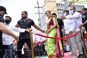 Anupama Parameshwaran Launches Kisan Fashion Mall at Nirmal