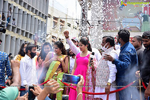 Anupama Parameshwaran Launches Kisan Fashion Mall at Nirmal