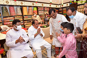 Anupama Parameshwaran Launches Kisan Fashion Mall at Nirmal
