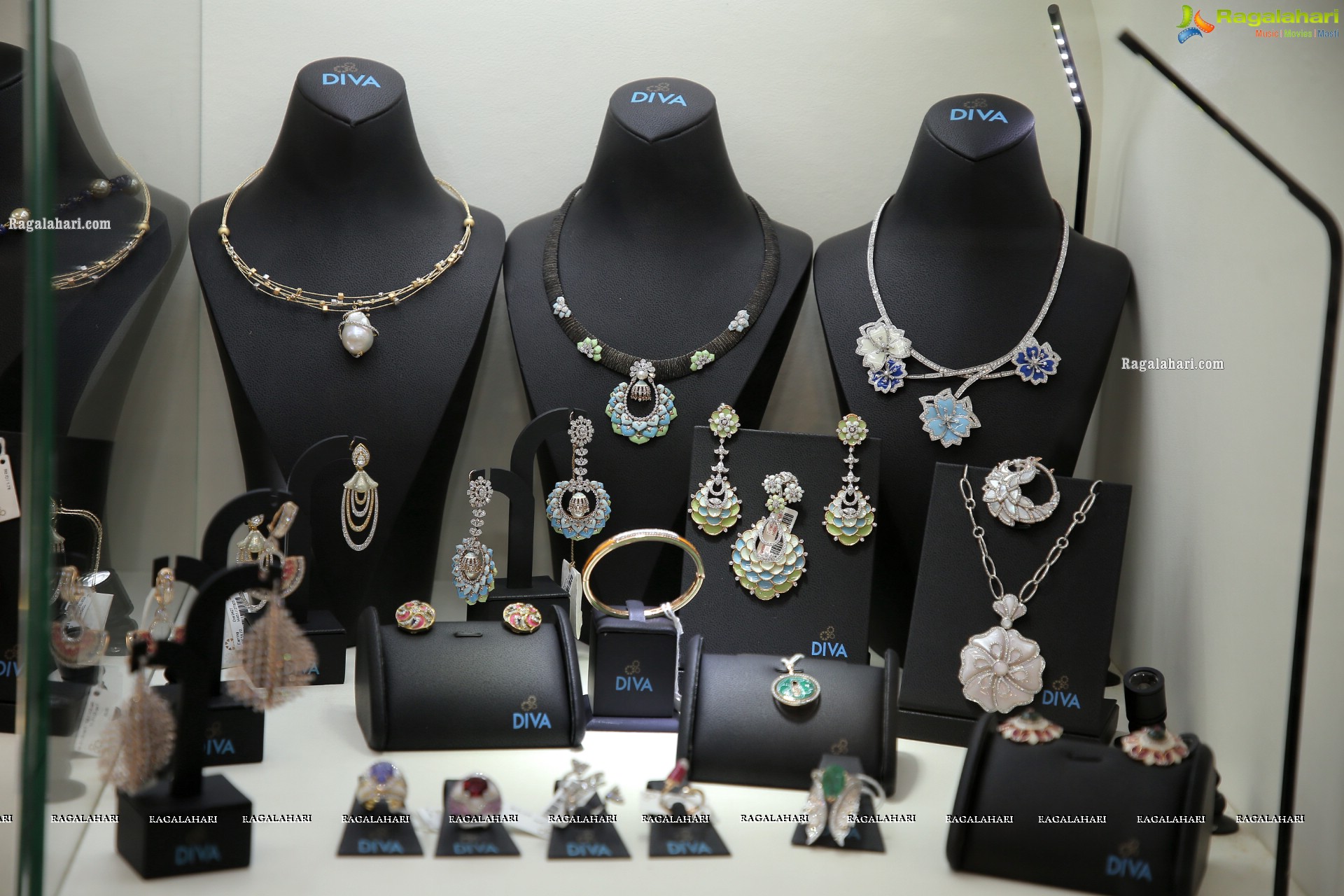 Diva Jewellery Exhibition Begins at Hotel Park Hyatt