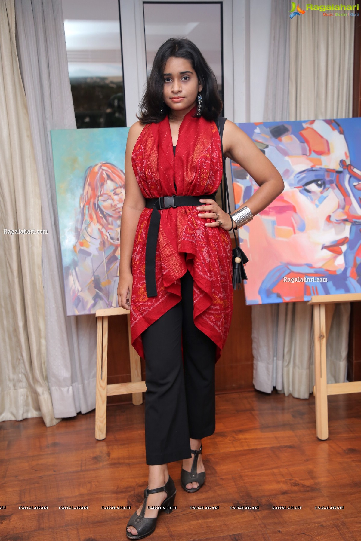 Illustrious - The Art and Fashion Walk at Visual Art Gallery