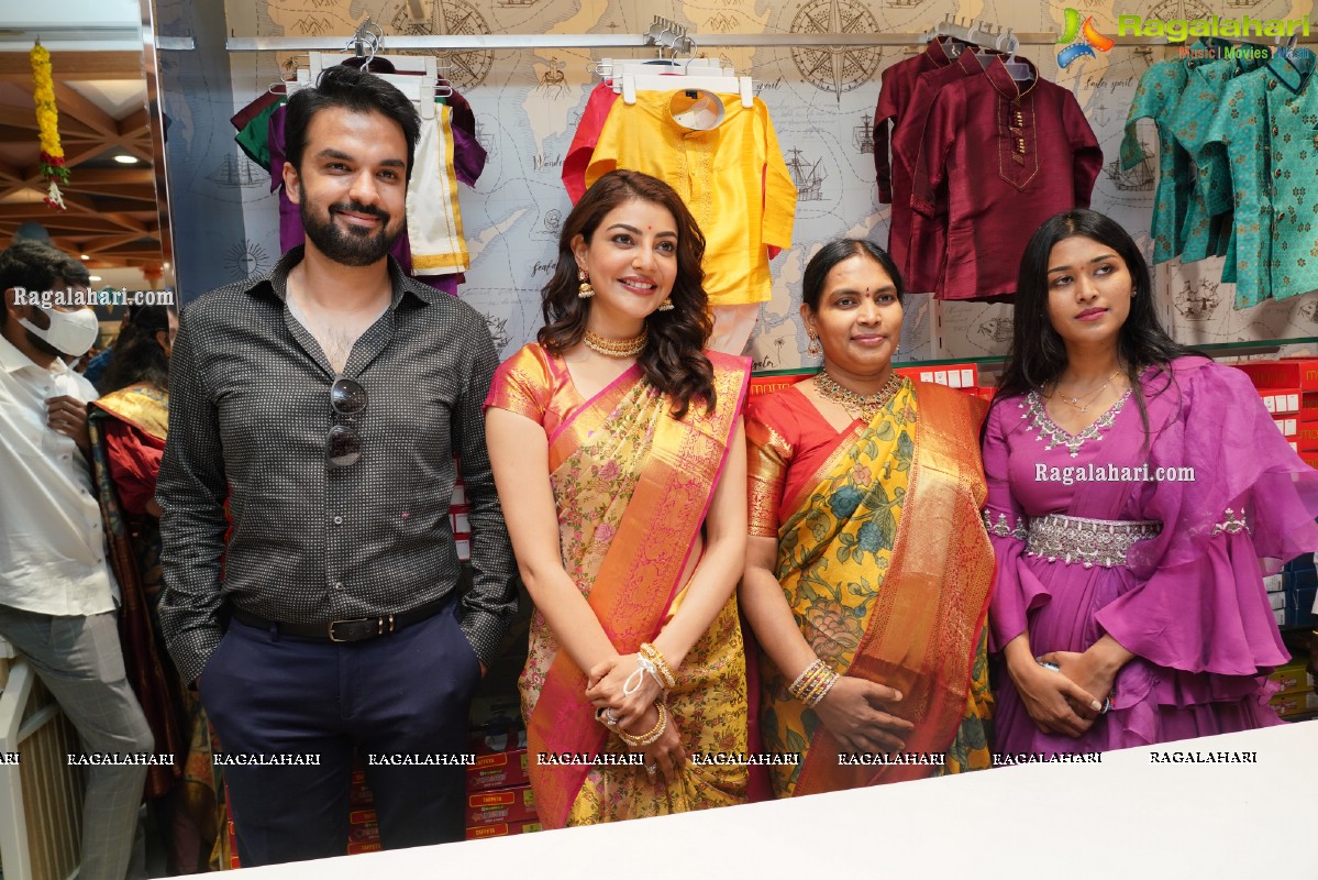 Kajal Aggarwal Launches Kasam Pullaiah Shopping Mall in Warangal Along with Husband Gautham