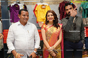 Kajal Aggarwal Launches Kasam Pullaiah Shopping Mall WRGL