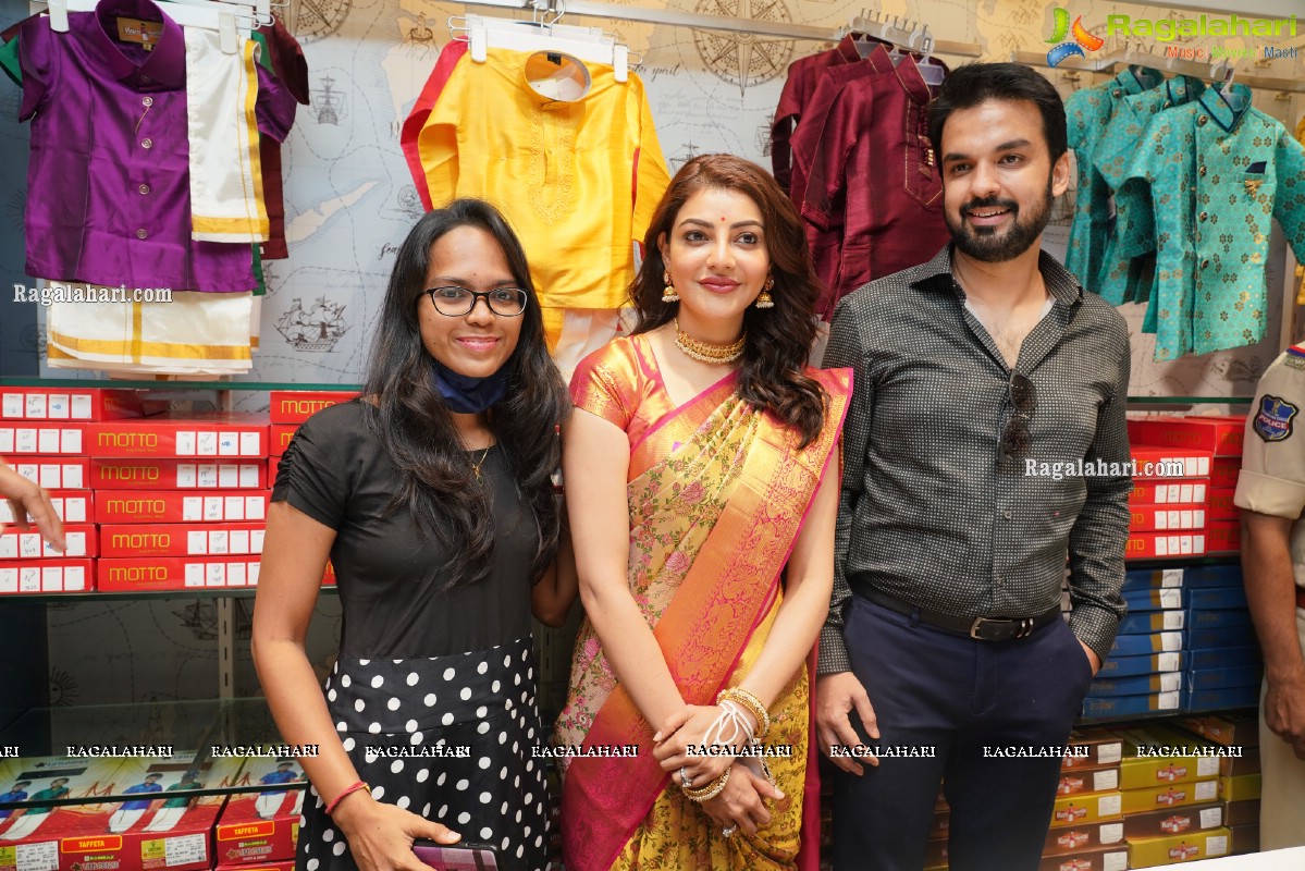 Kajal Aggarwal Launches Kasam Pullaiah Shopping Mall in Warangal Along with Husband Gautham