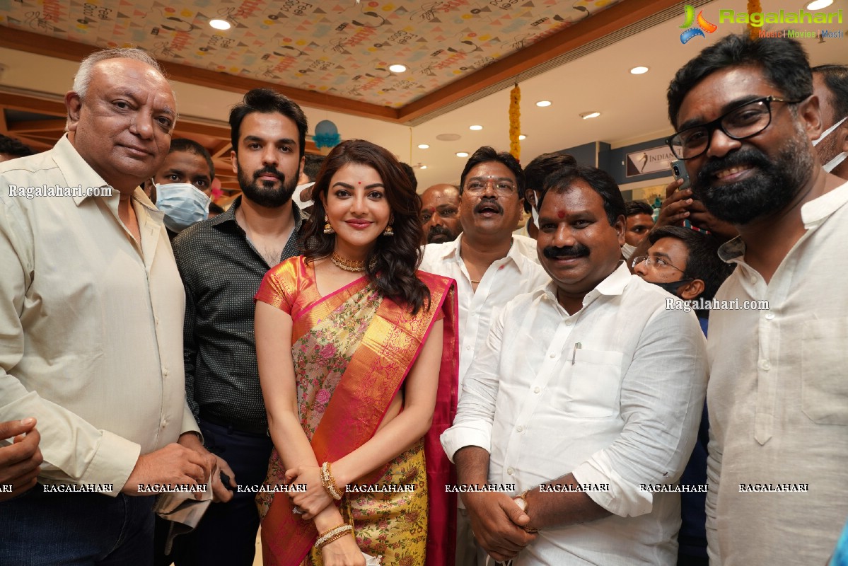 Kajal Aggarwal Launches Kasam Pullaiah Shopping Mall in Warangal Along with Husband Gautham